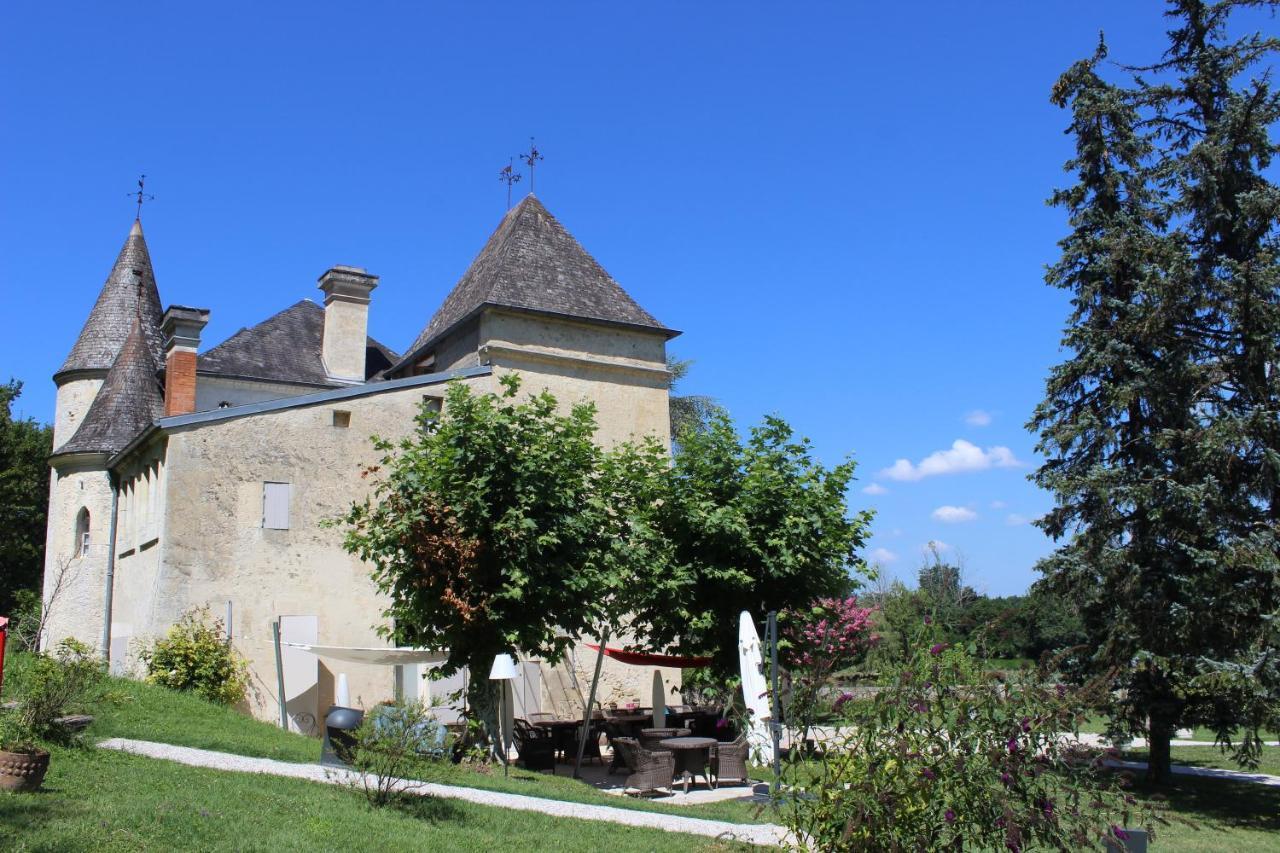 Chateau De Courtebotte Saint-Jean-de-Blaignac Exterior foto