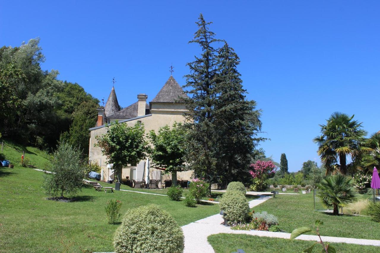Chateau De Courtebotte Saint-Jean-de-Blaignac Exterior foto